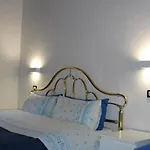 Gmax Guelfa Apartments